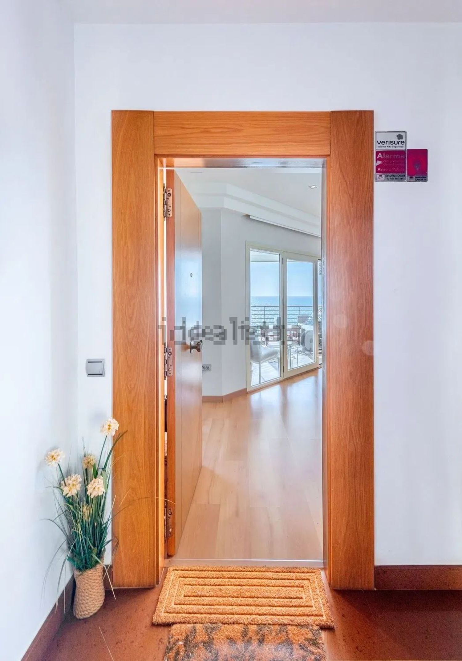 Flat for sale frontline beach in Torrox