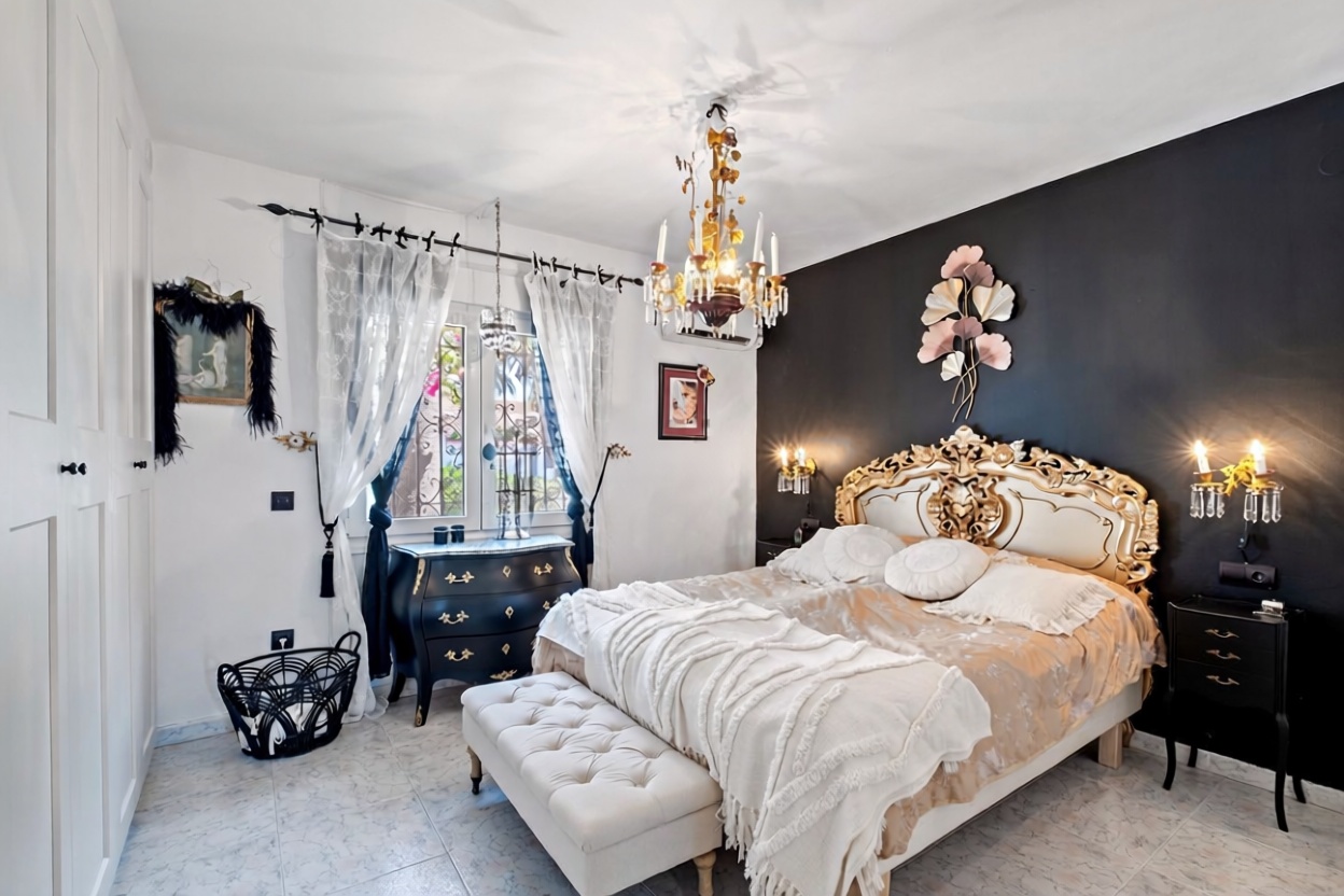 Chalet avec accès direct à la plage à Torrox — Chambre