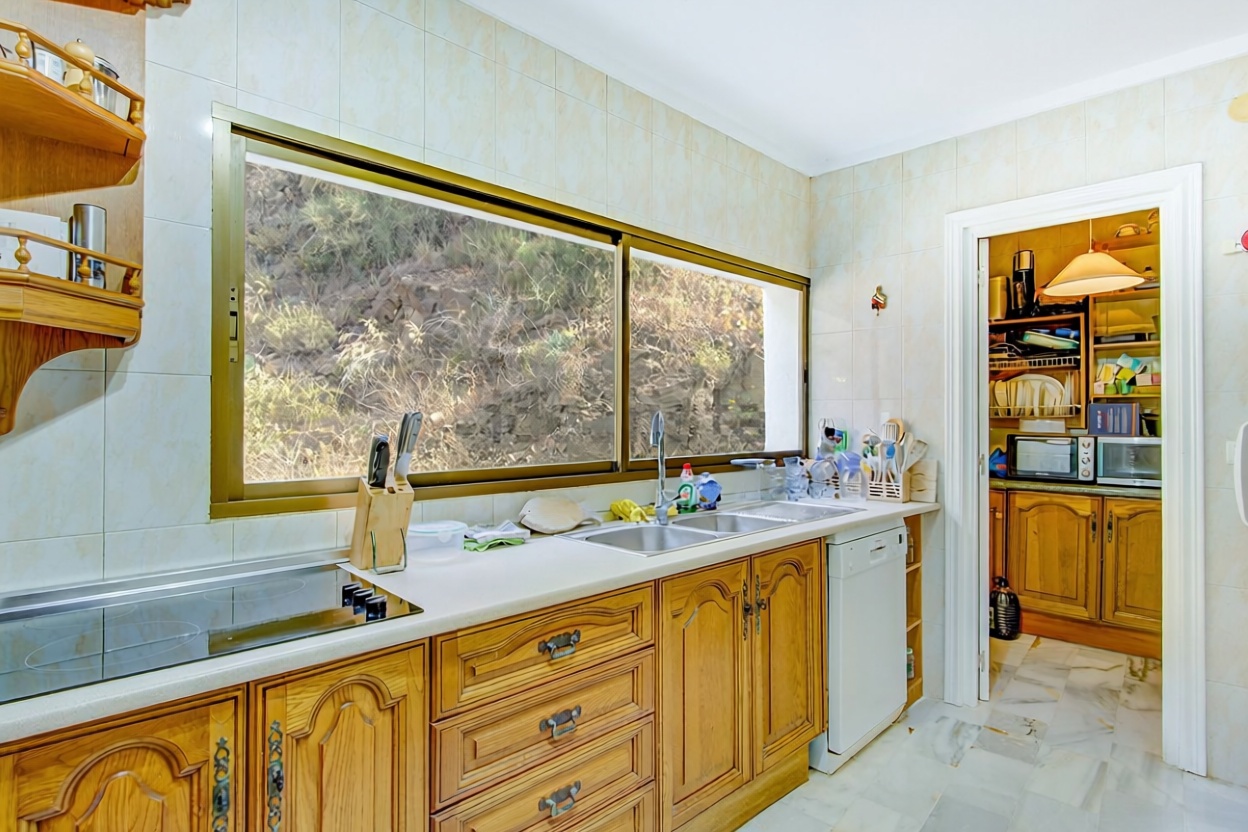 Ático en primera línea de mar en Torrox — Baño