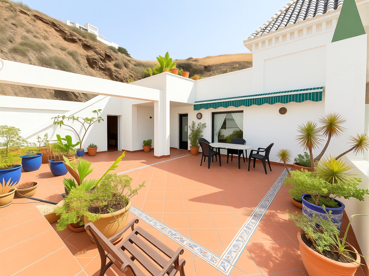 Seafront attic in Torrox — Sea terrace