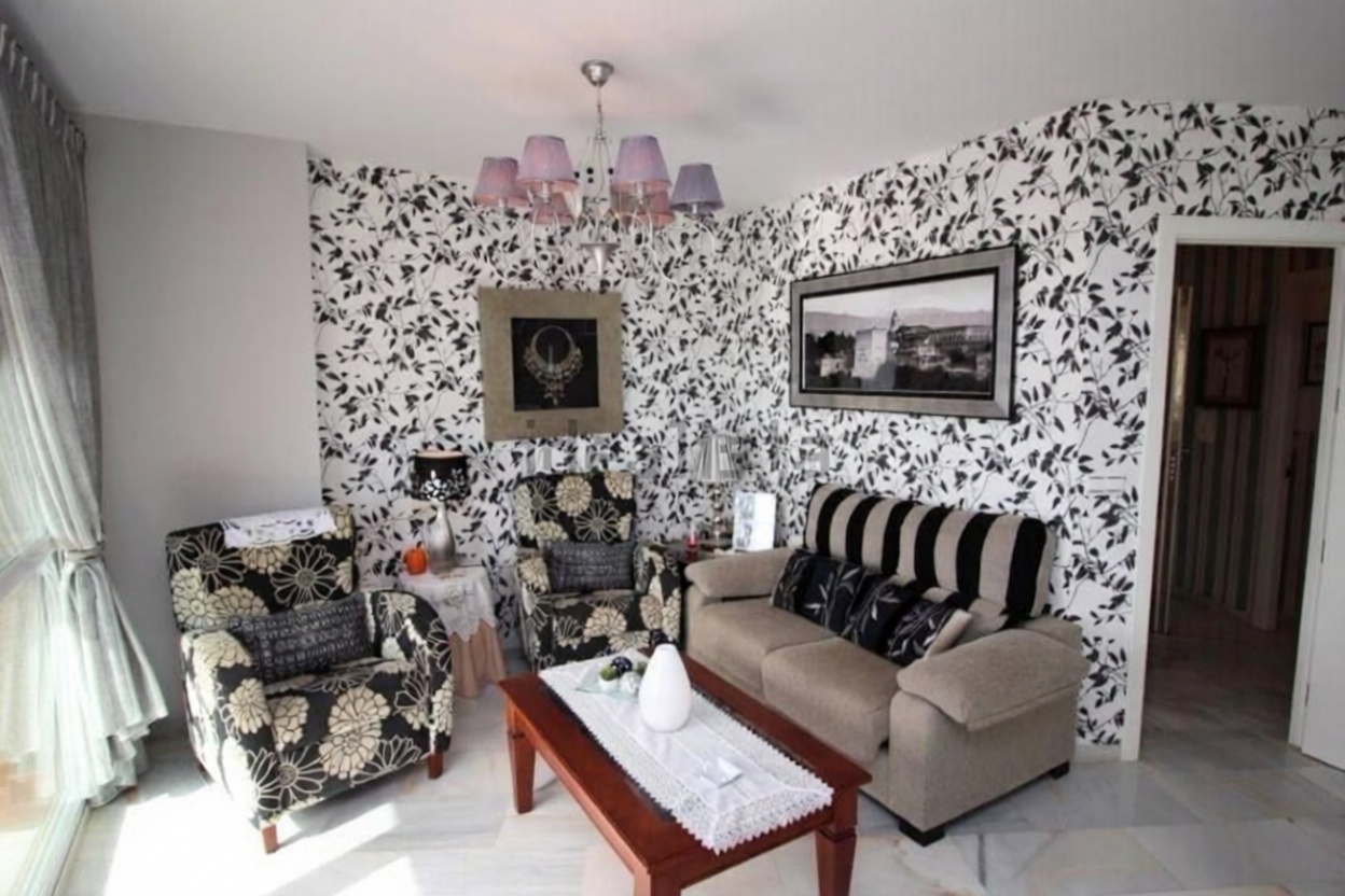 Apartamento em primeira linha de praia em Torrox — Sala