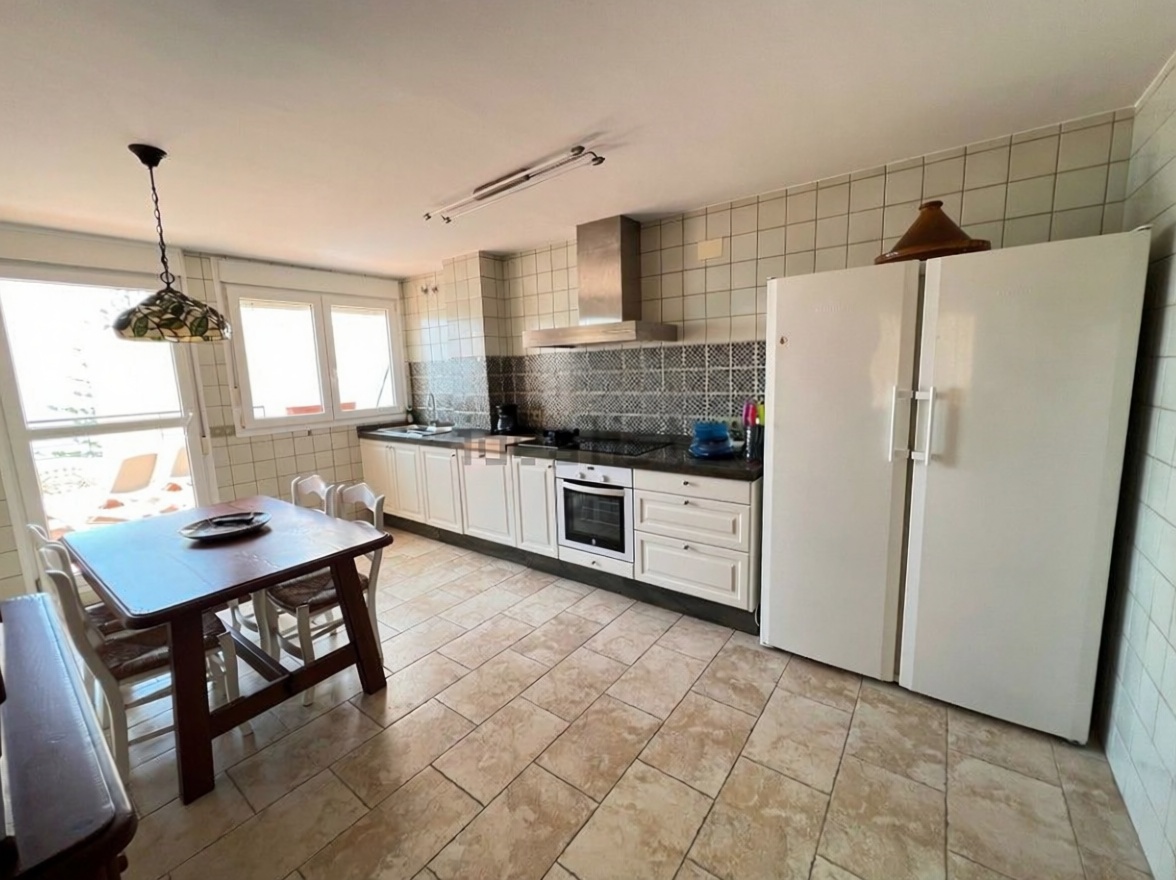 Ático em primeira linha de mar em Torrox — Cozinha