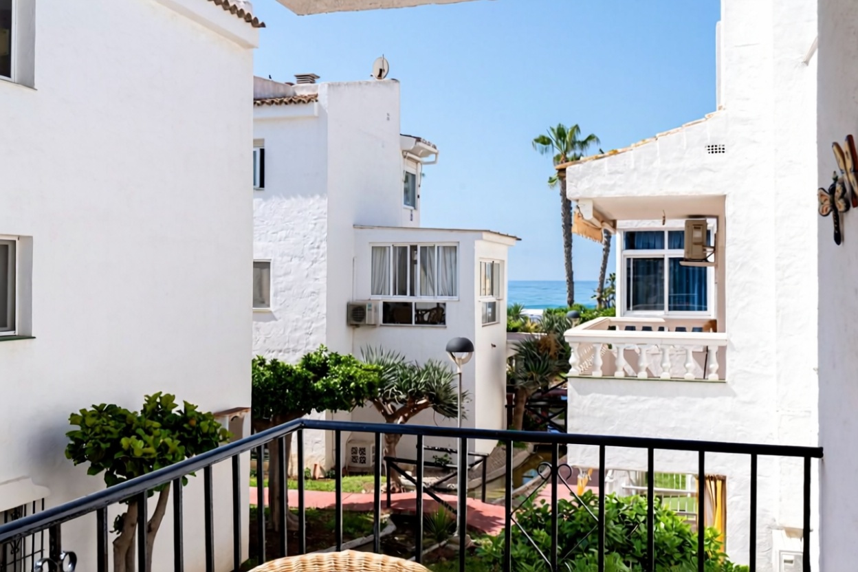 Apartamento em primeira linha de praia em Torrox — Terraço mar