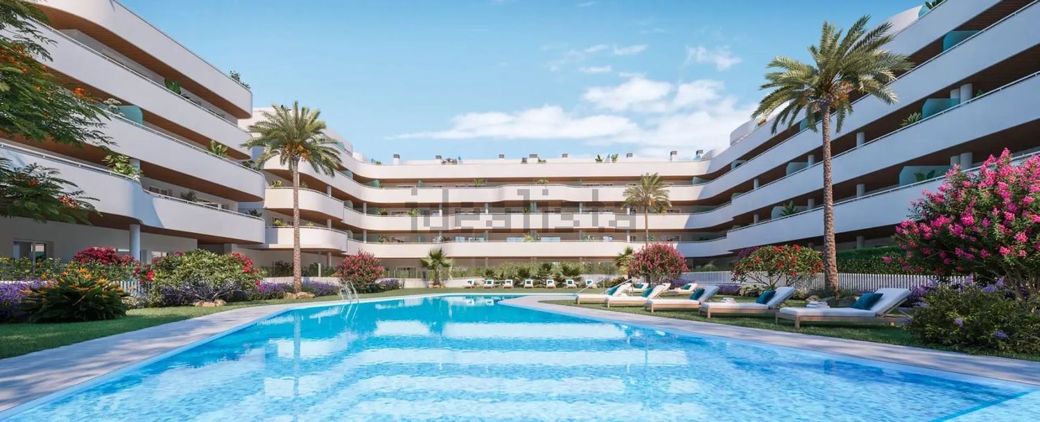 Ático en venta en primera línea de mar en Torrox