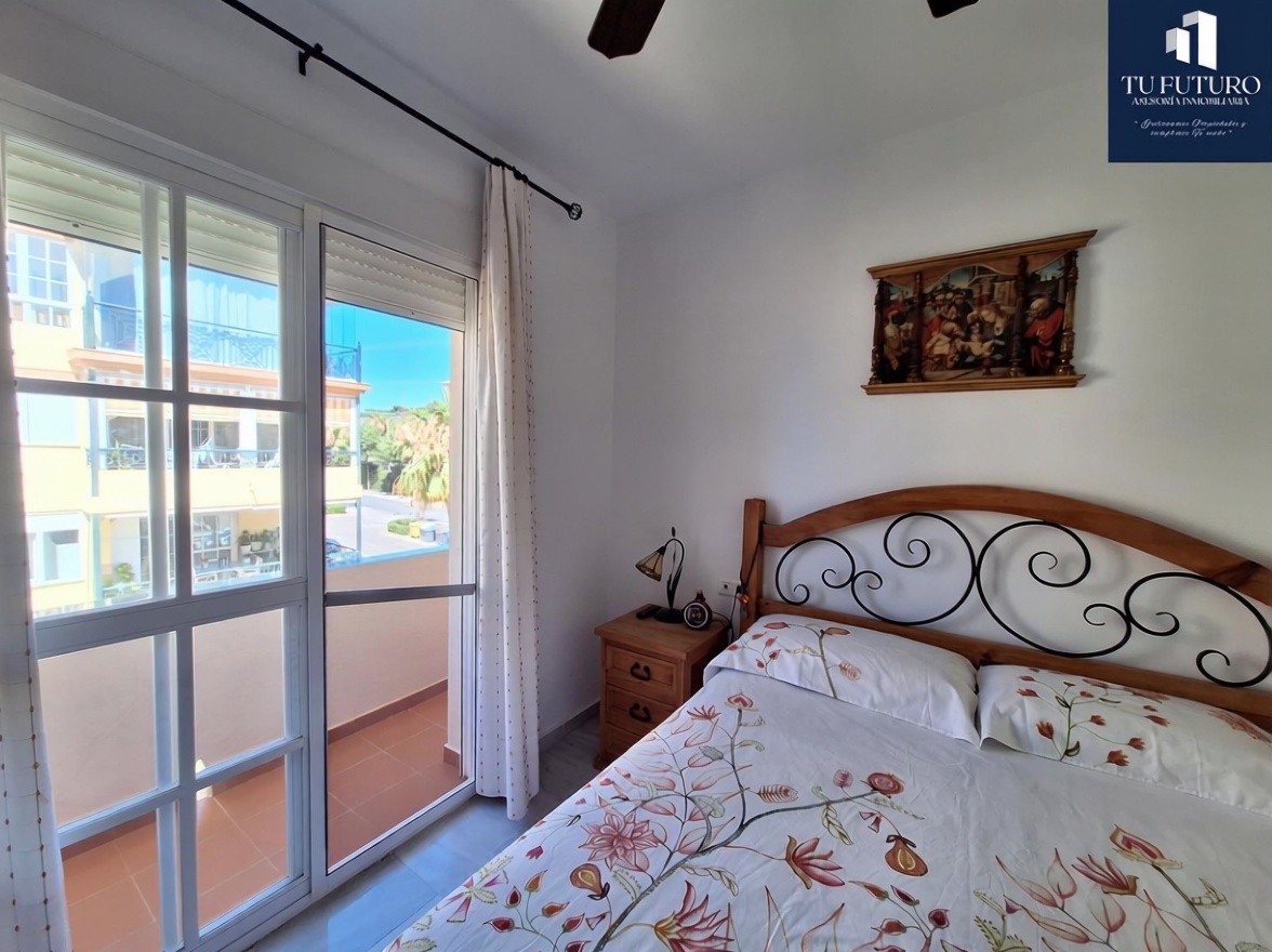 Apartamento em primeira linha de praia em Torrox — Quarto