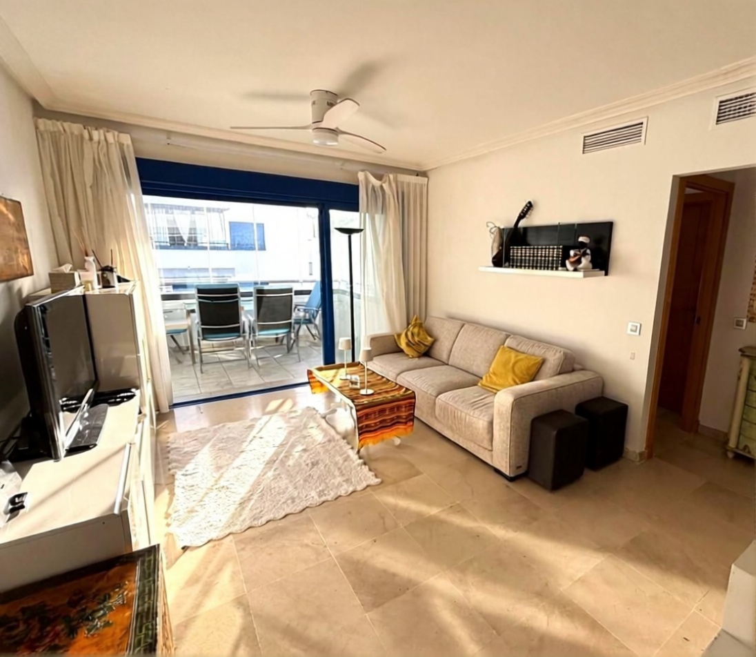 Ático em primeira linha de mar em Torrox — Sala