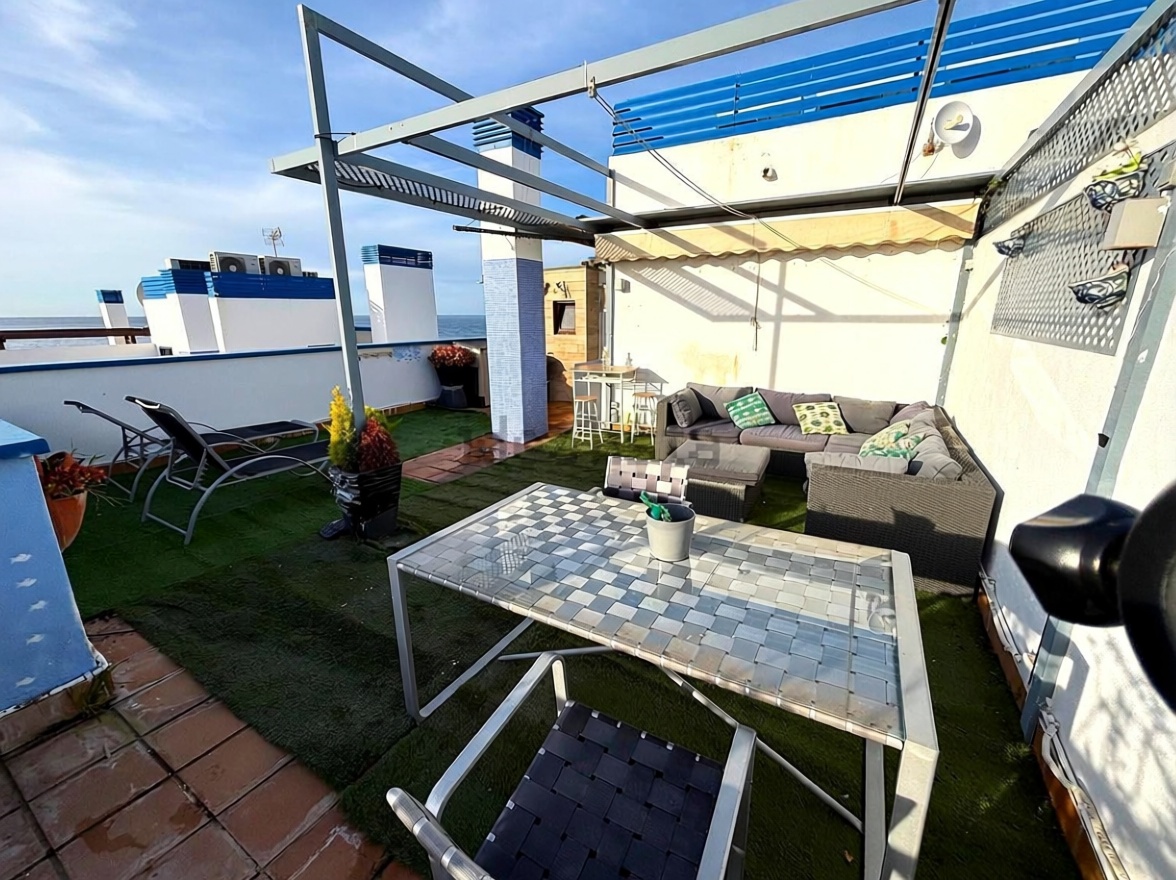 Ático em primeira linha de mar em Torrox — Terraço mar