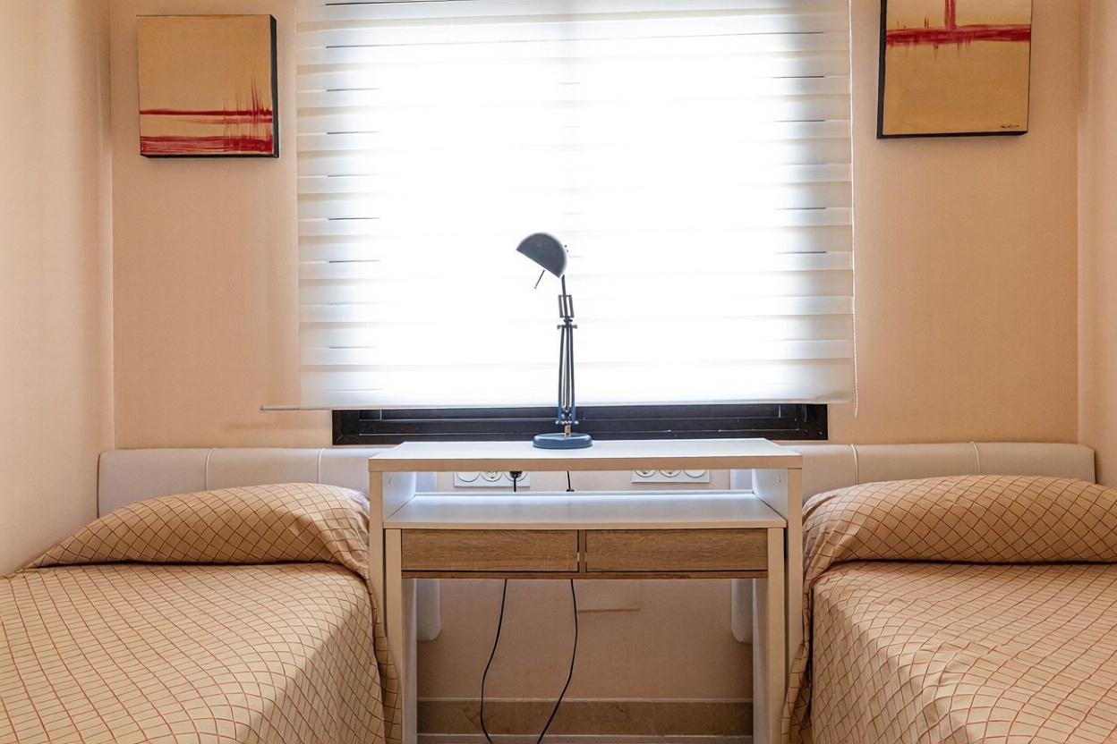 Apartamento em primeira linha de praia em Torrox — Quarto