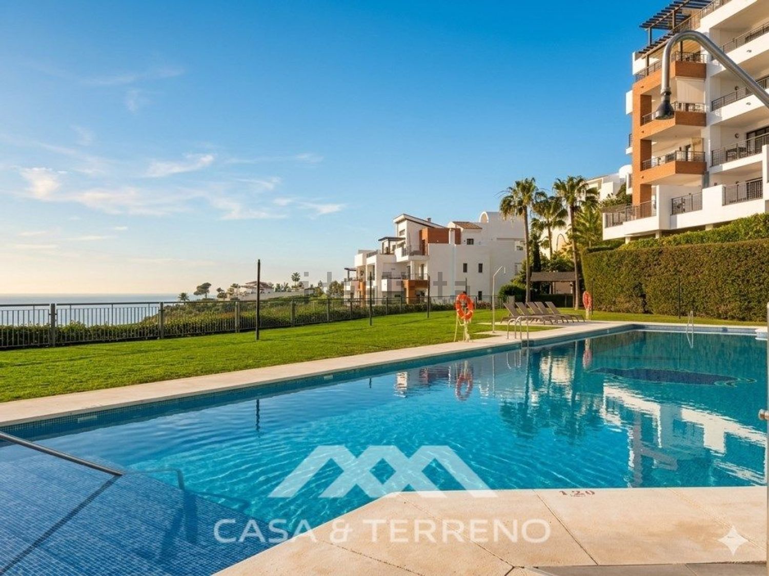 Flat for sale frontline beach in Torrox