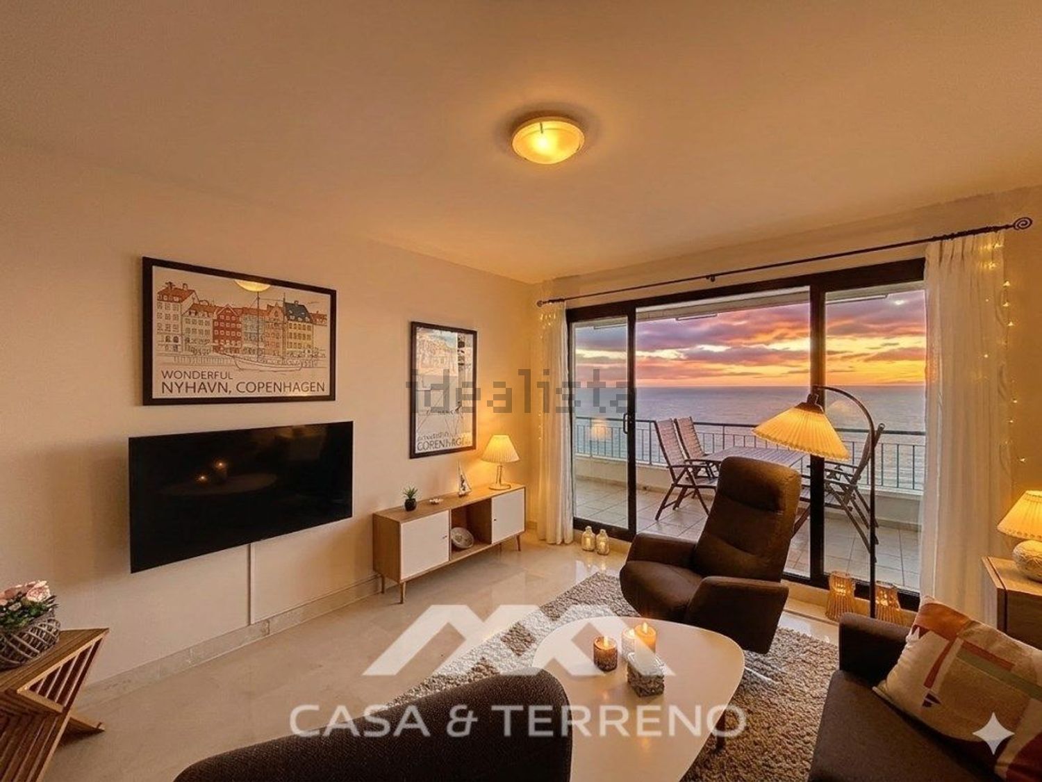 Flat for sale frontline beach in Torrox