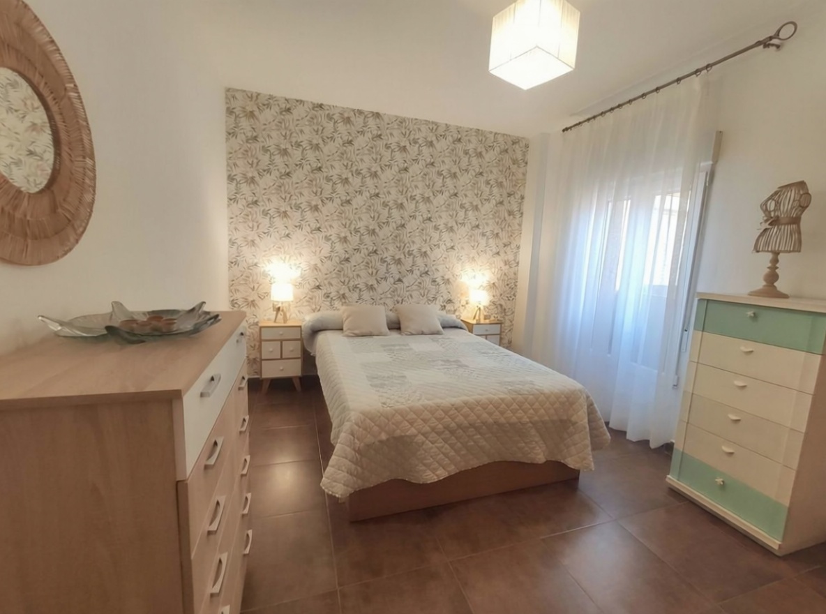 Apartamento em primeira linha de praia em Torrox — Quarto