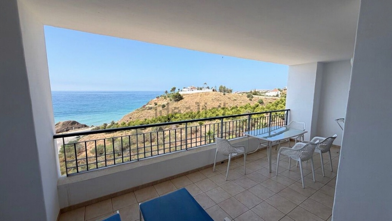 Wohnung in erste Strandlinie in Torrox — Schlafzimmer