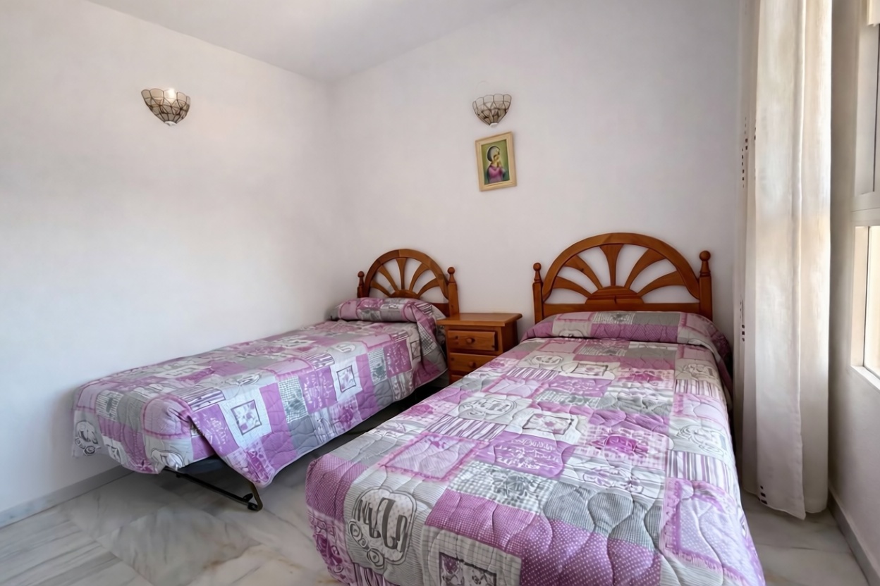 Appartement en première ligne de plage à Torrox — Chambre