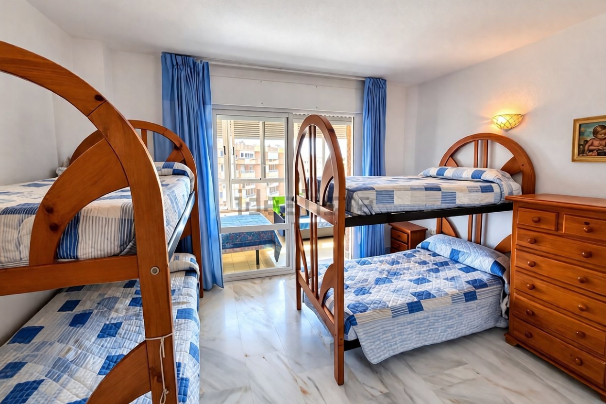 Appartement en première ligne de plage à Torrox — Chambre