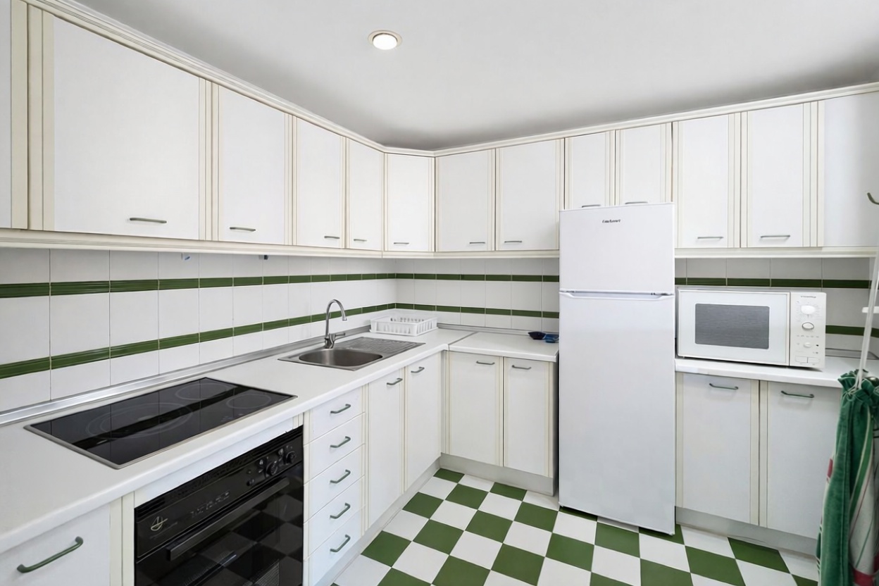 Appartement en première ligne de plage à Torrox — Cuisine