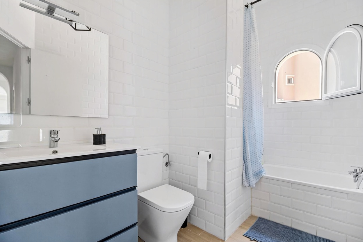 Appartement en première ligne de plage à Torrox — Sanitaires