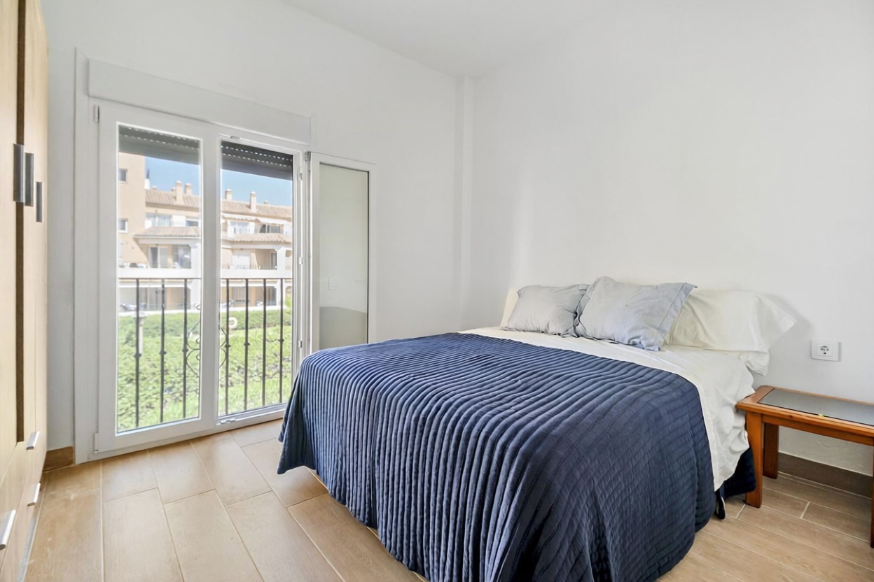 Appartement en première ligne de plage à Torrox — Chambre
