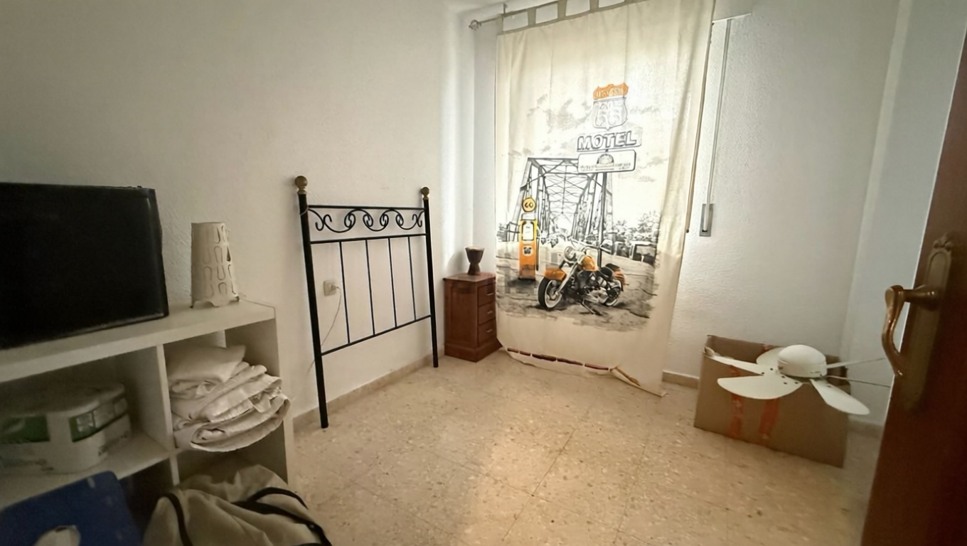 Piso en primera línea de playa en Torrox — Dormitorio