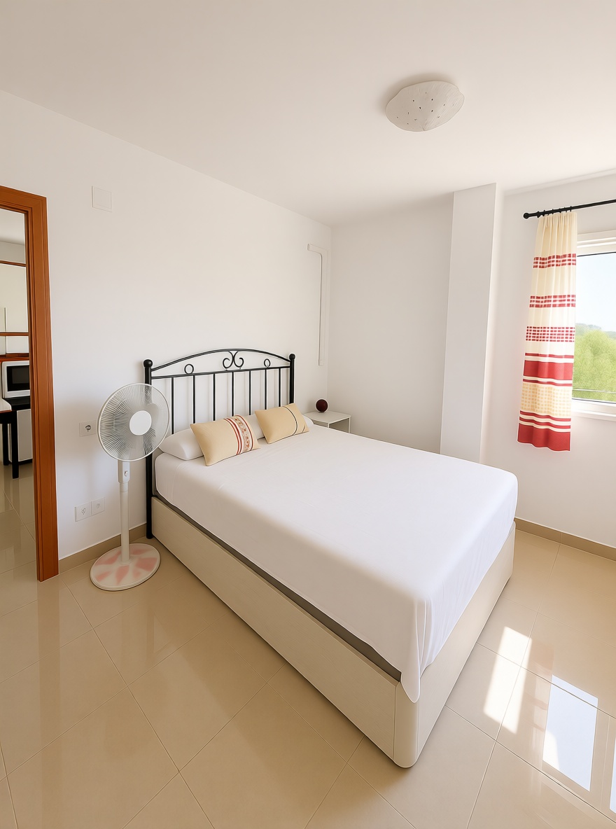 Apartamento em primeira linha de praia em Torrox — Quarto
