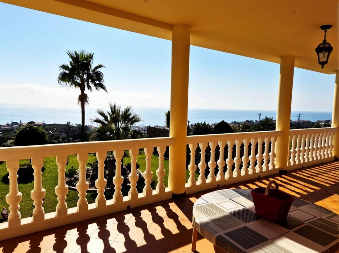 Chalet com acesso direto à praia em Benajarafe