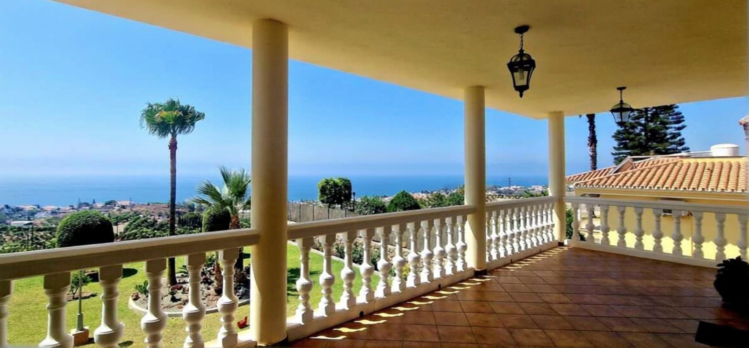 Chalet com acesso direto à praia em Benajarafe