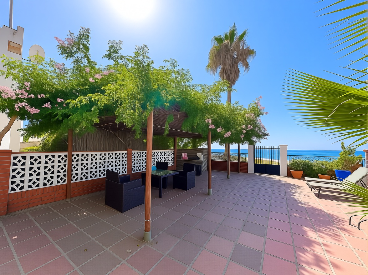 Chalet com acesso direto à praia em Benajarafe