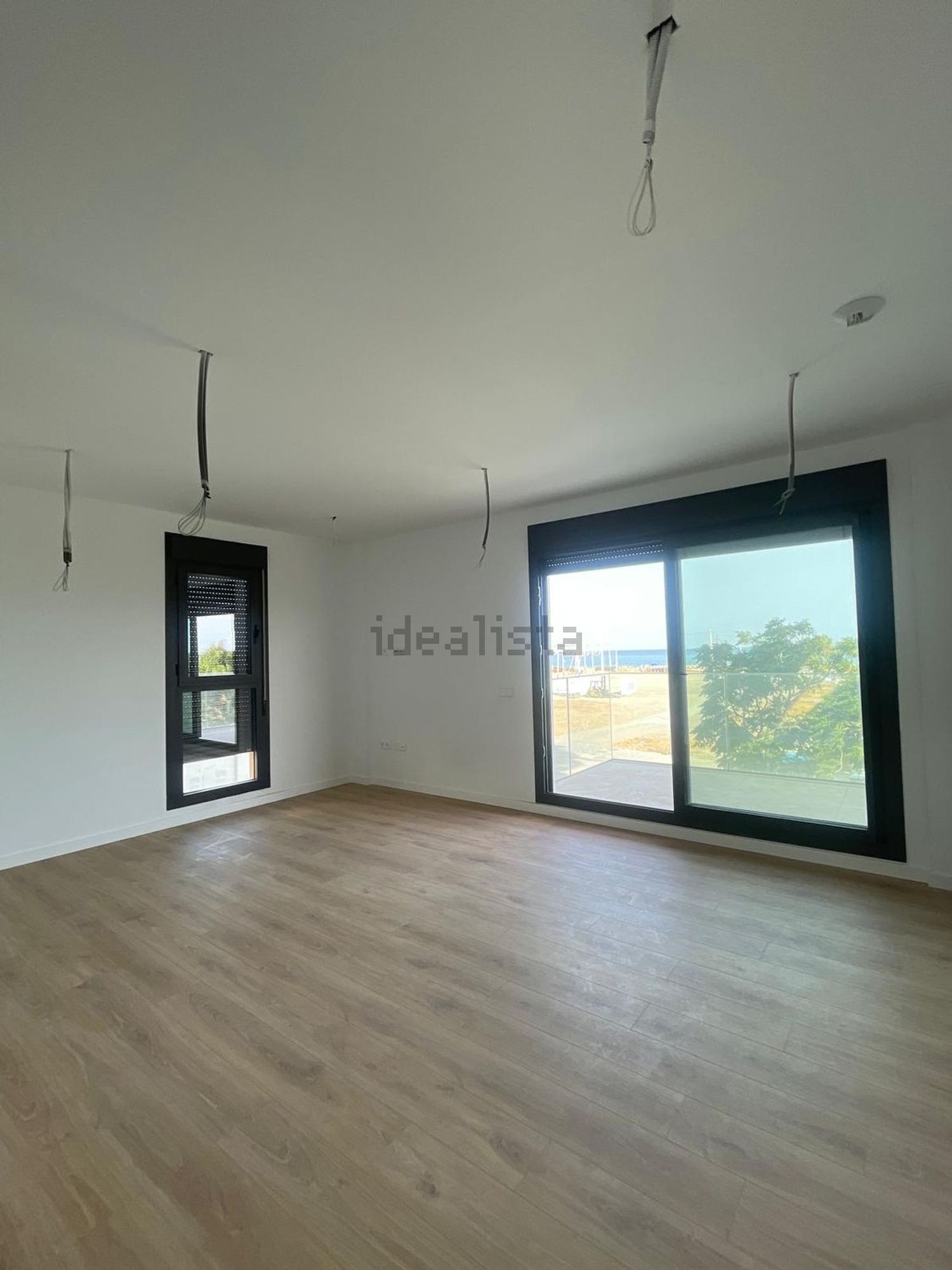 Flat for sale frontline beach in Vélez Málaga