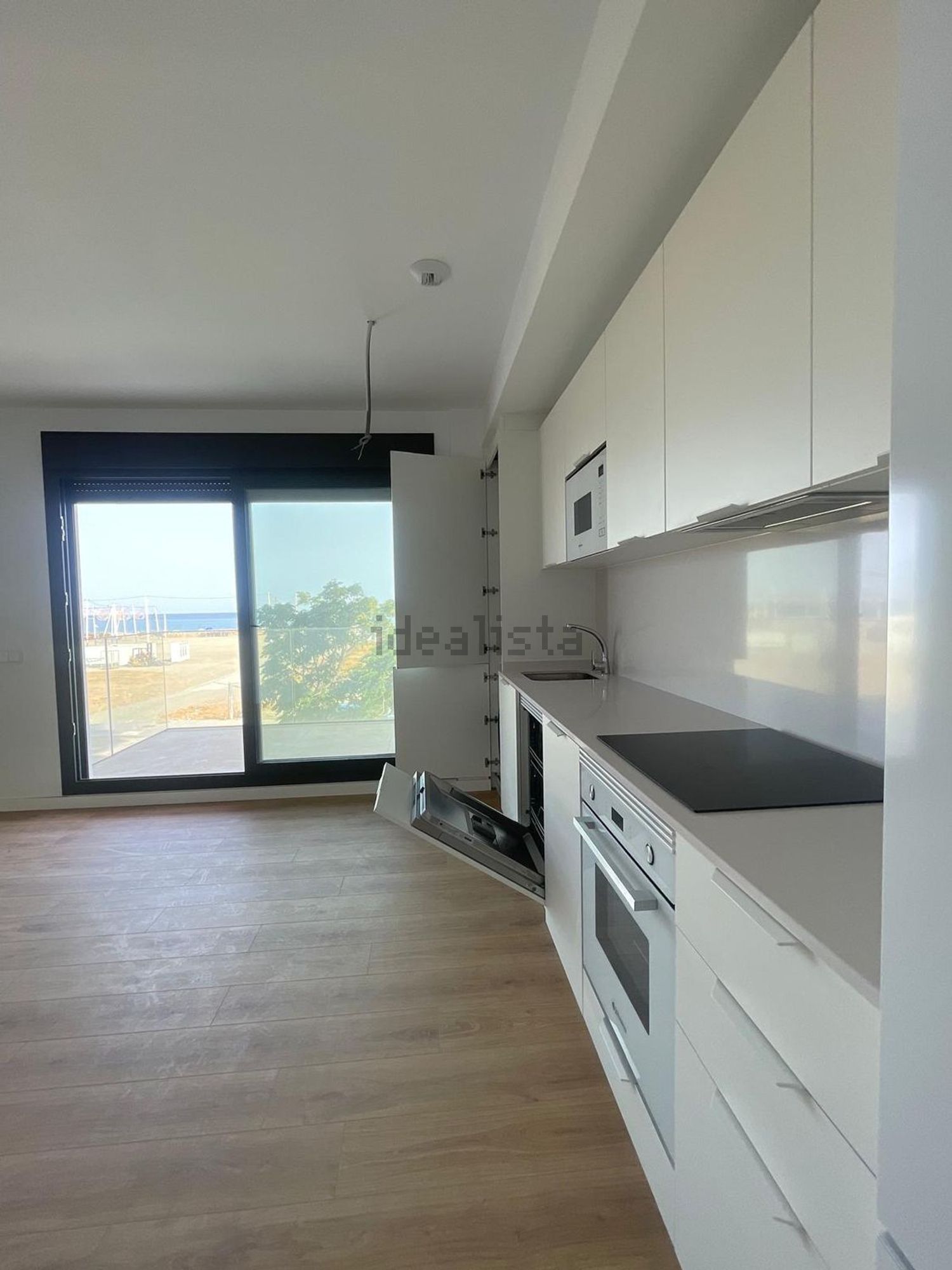 Flat for sale frontline beach in Vélez Málaga