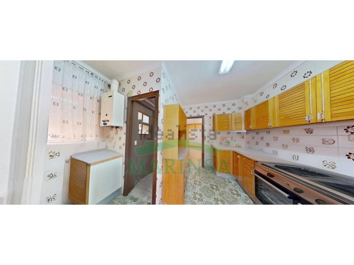 Chalet for sale with direct beach access in Vélez Málaga