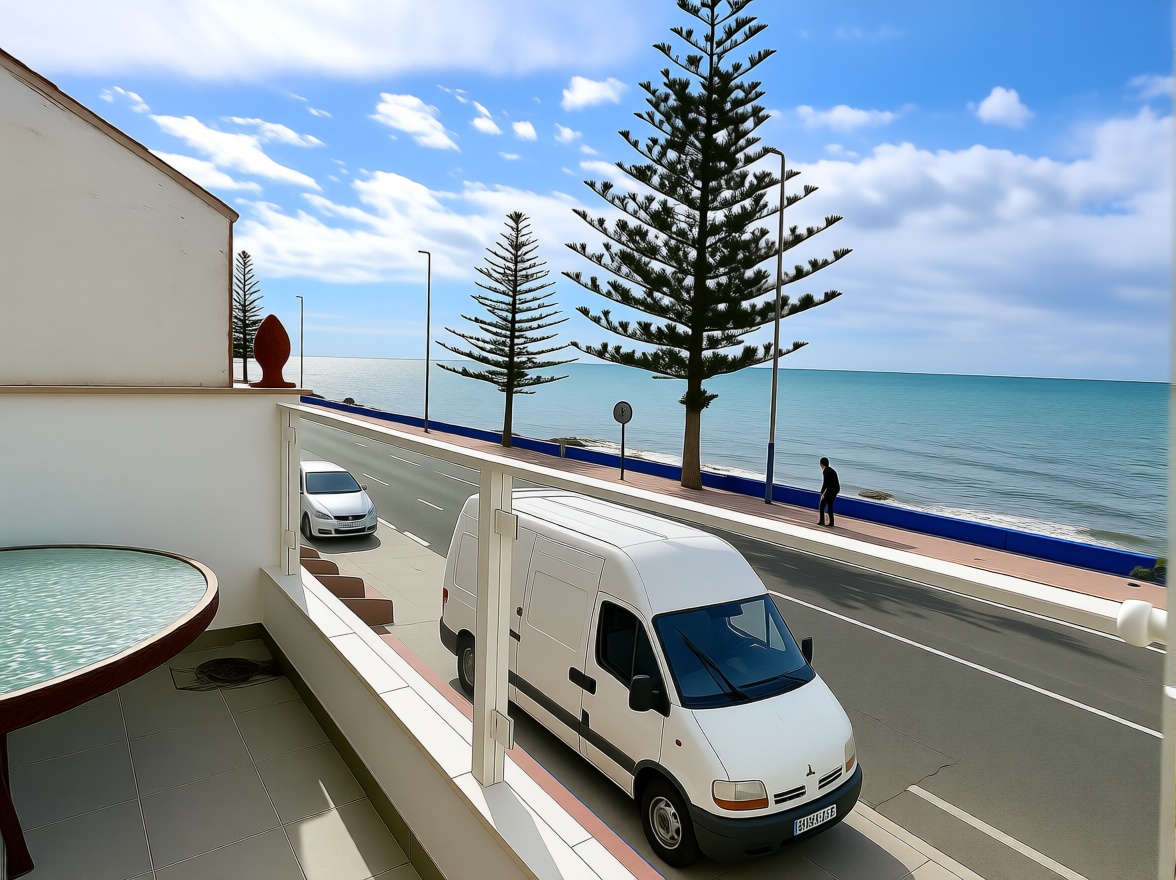 Chalet with direct beach access in Vélez Málaga