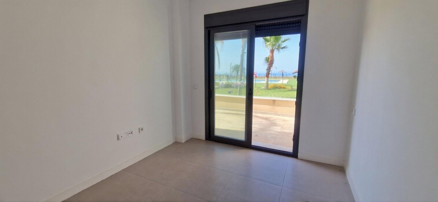 Ático en primera línea de mar en Vélez Málaga — Dormitorio