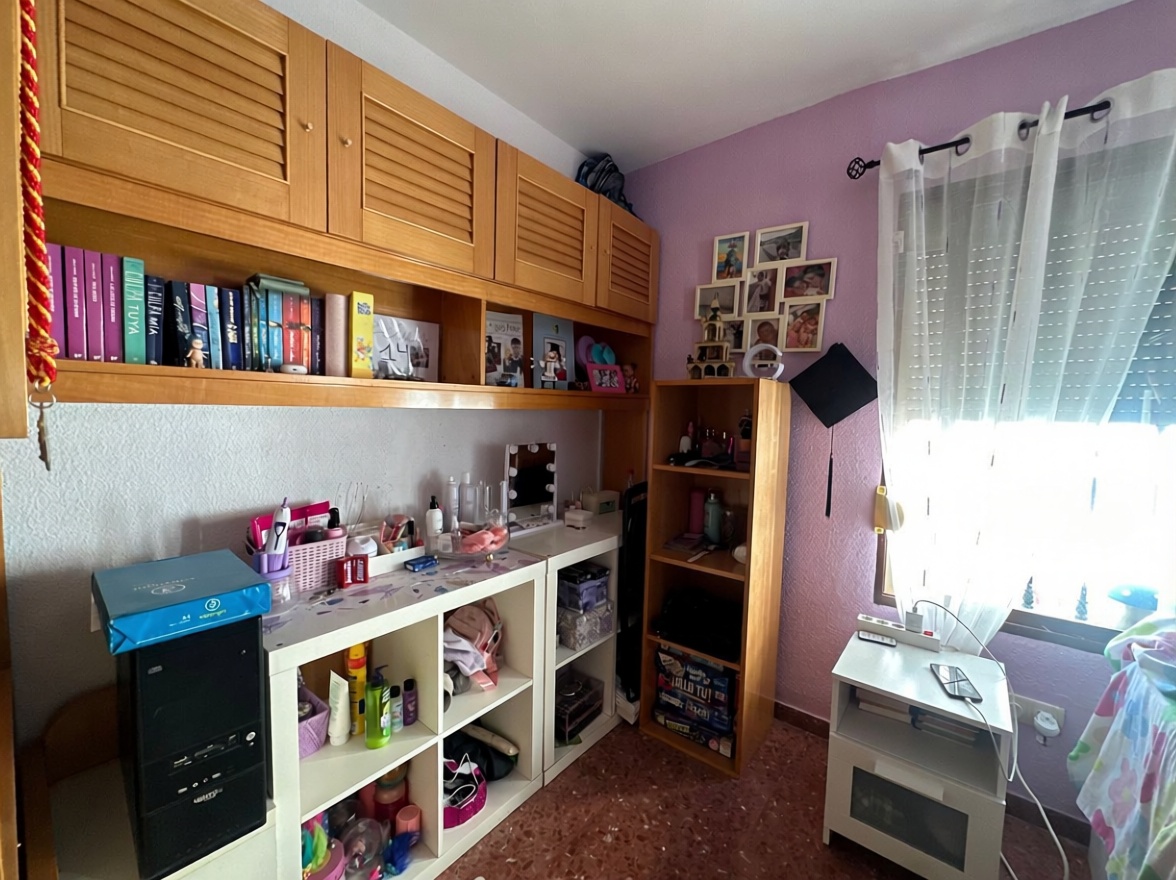Chalet com acesso direto à praia em Rincón de la Victoria — Quarto