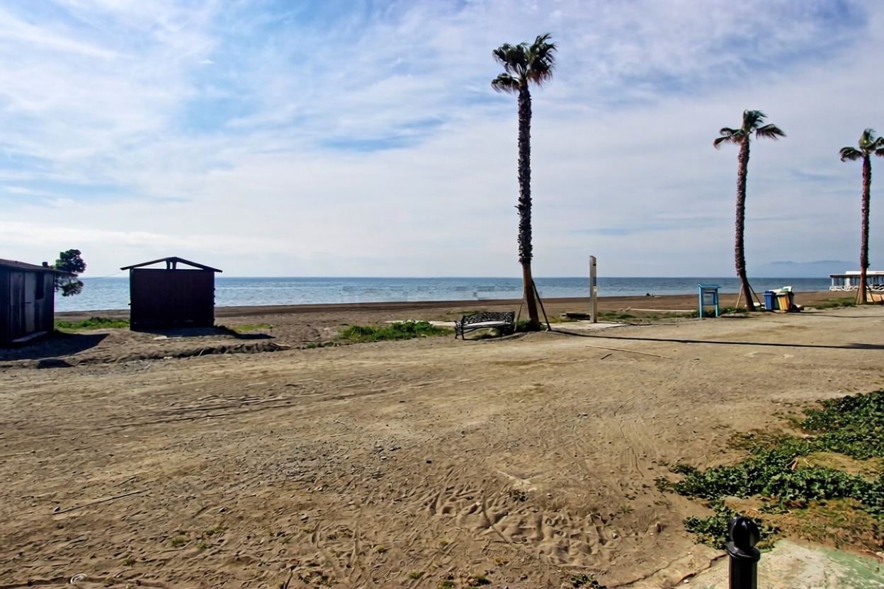 Chalet com acesso direto à praia em Rincón de la Victoria — Vista mar