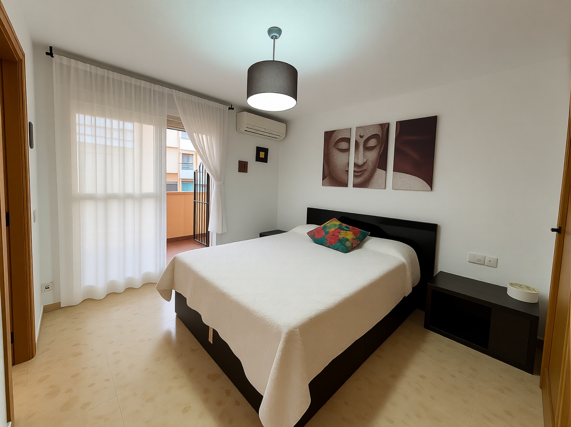 Chalet com acesso direto à praia em Rincón de la Victoria — Quarto
