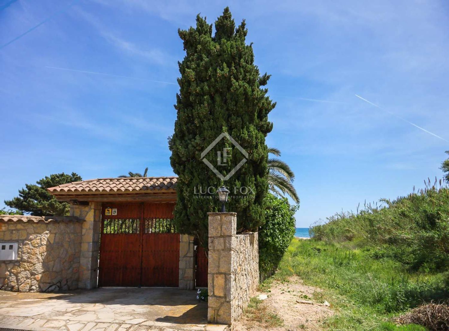 Chalet with direct beach access in Miami Playa Mont-Roig del Camp — Sea view