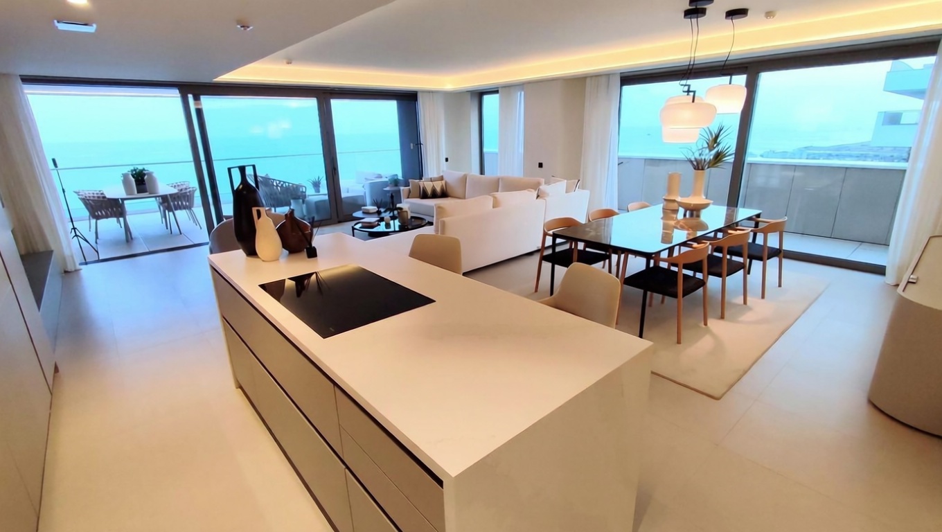 Apartamento em primeira linha de praia em Málaga — Sala