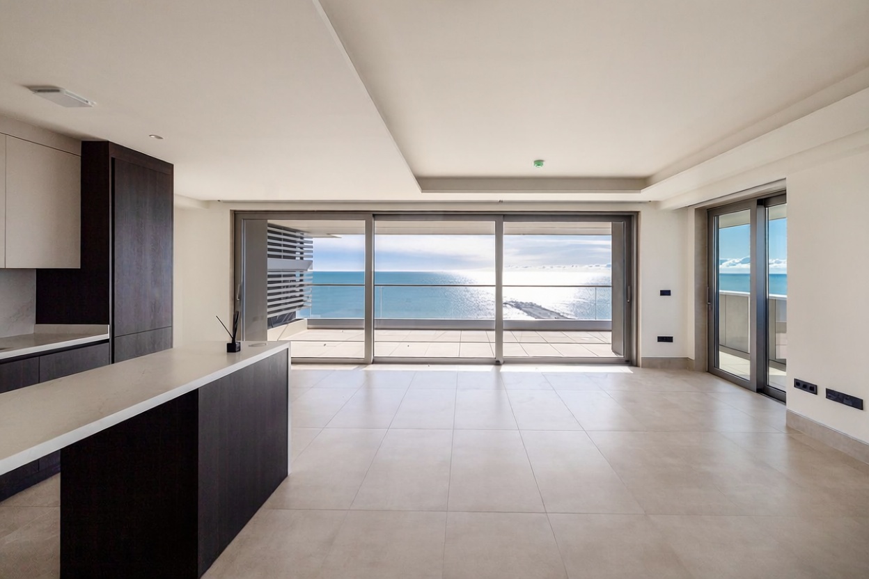Apartamento em primeira linha de praia em Málaga — Cozinha