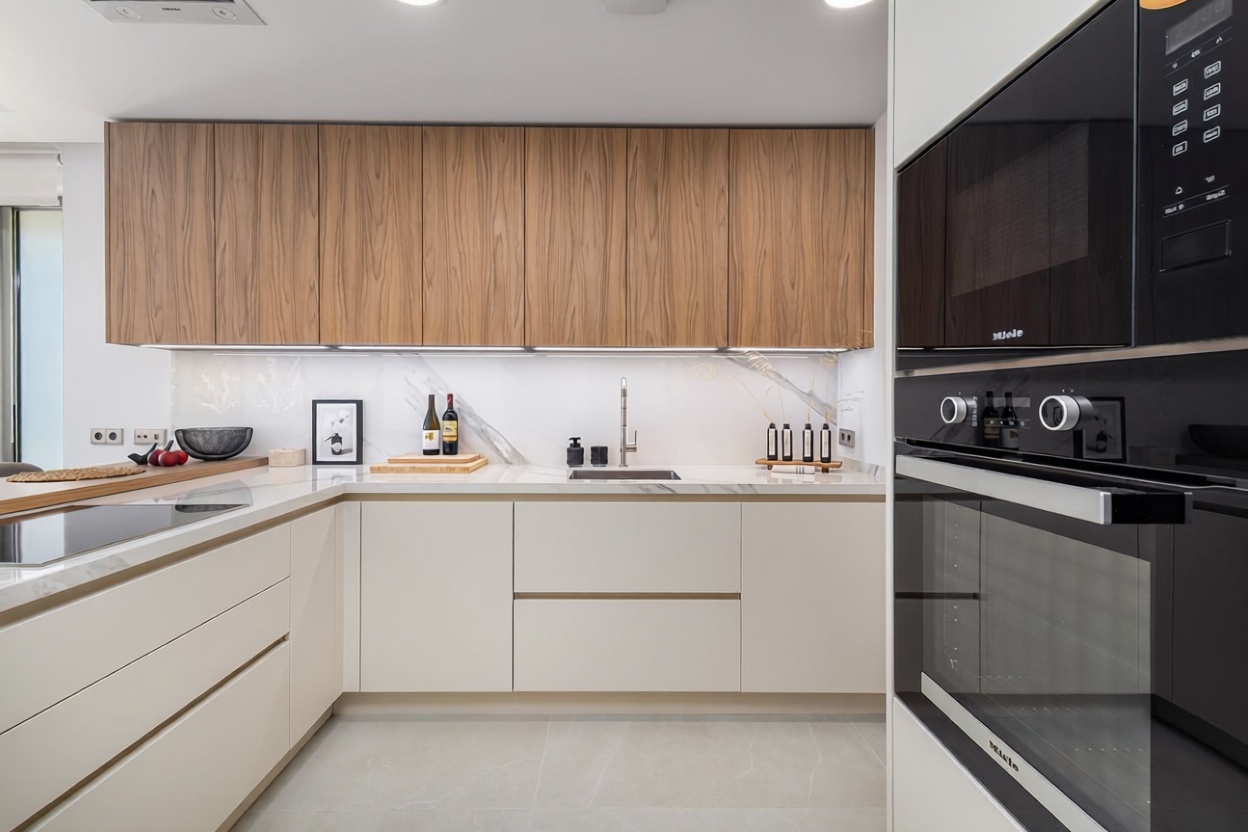 Apartamento em primeira linha de praia em Málaga — Cozinha