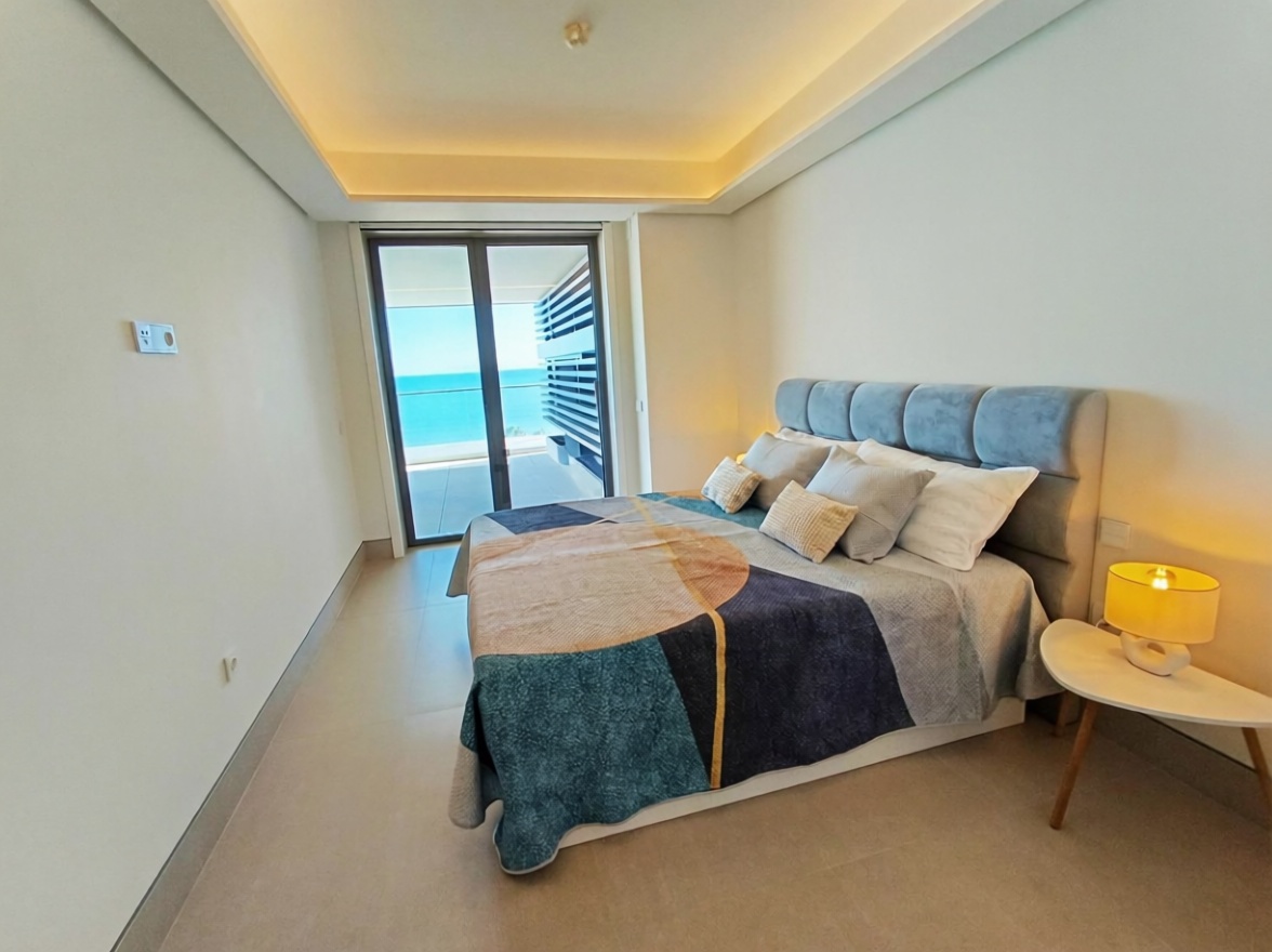Apartamento em primeira linha de praia em Málaga — Quarto