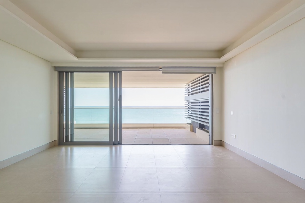 Apartamento em primeira linha de praia em Málaga — Sala