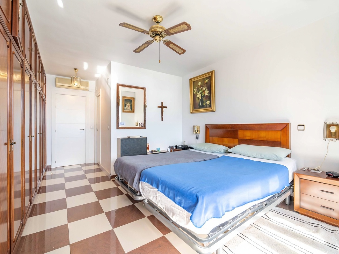 Apartamento em primeira linha de praia em Málaga — Quarto