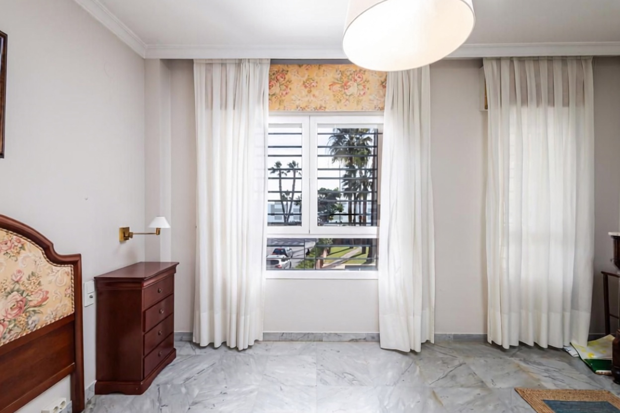 Apartamento em primeira linha de praia em Málaga — Quarto