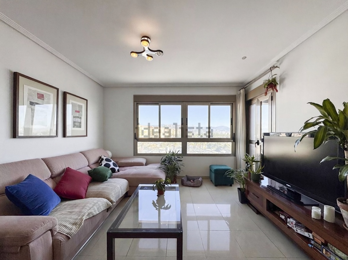 Appartement en première ligne de plage à Málaga — Séjour