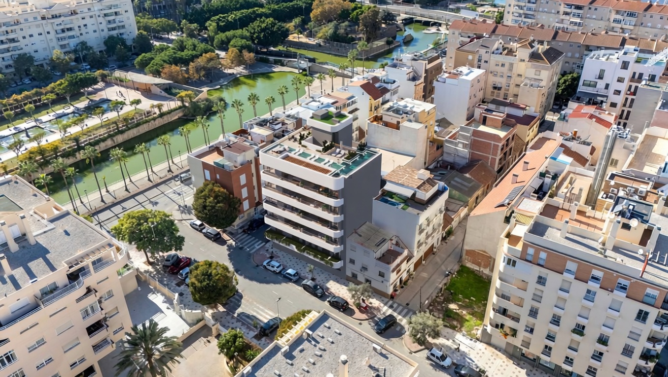 Apartamento em primeira linha de praia em Málaga — Aérea