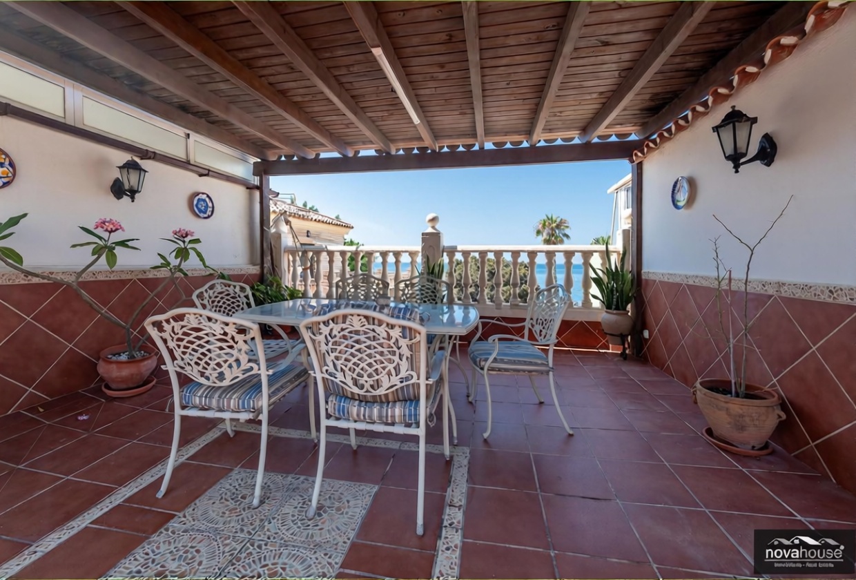 Chalet avec accès direct à la plage à Málaga