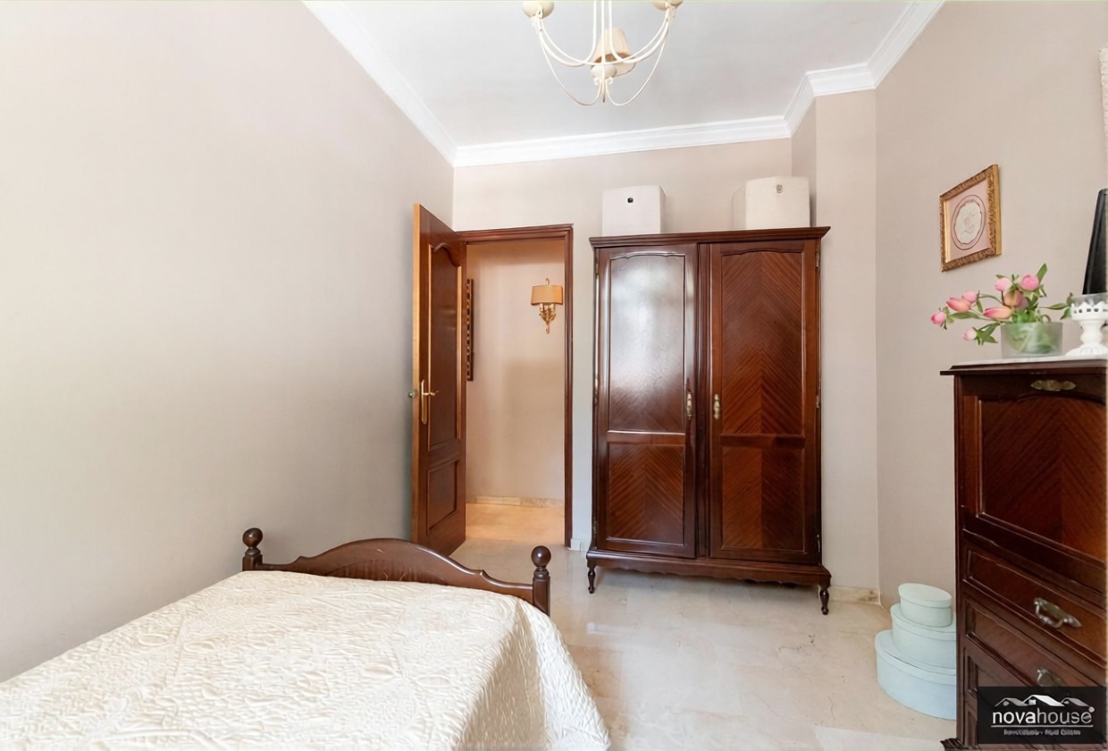 Chalet avec accès direct à la plage à Málaga — Chambre