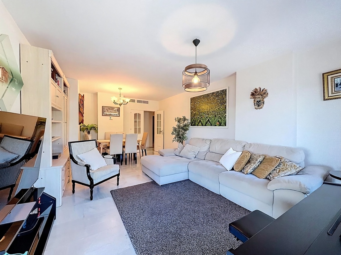 Appartement en première ligne de plage à Málaga — Séjour