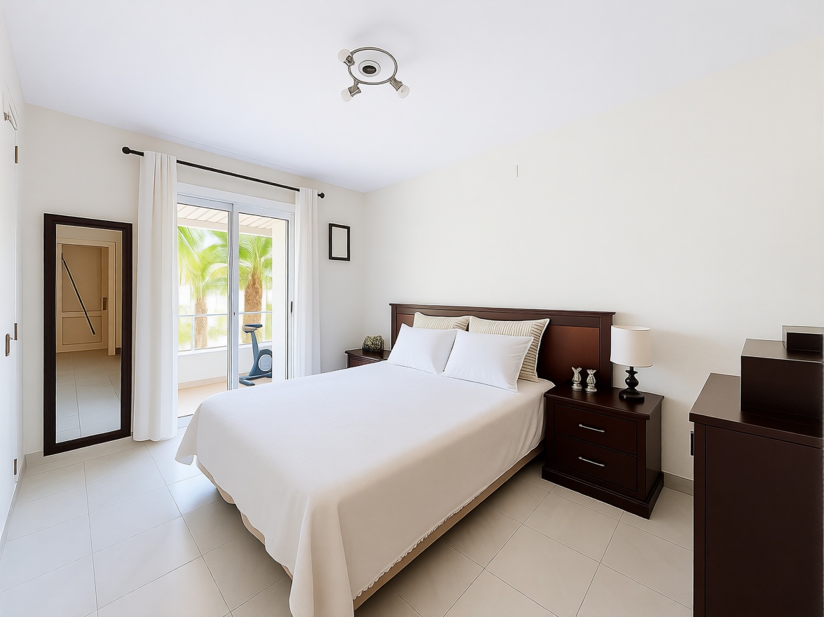Appartement en première ligne de plage à Málaga — Chambre