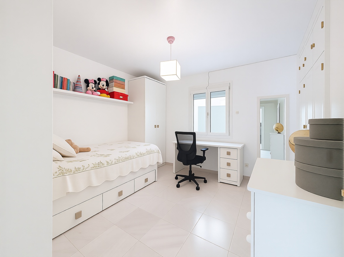 Appartement en première ligne de plage à Málaga — Chambre