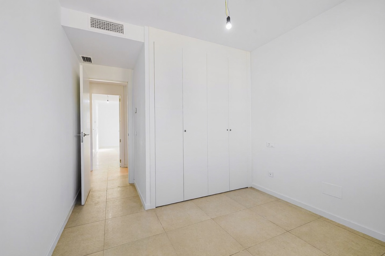 Appartement en première ligne de plage à Torremolinos — Chambre